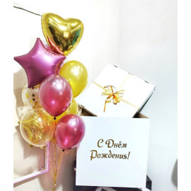 Стильный букет шаров в белой коробке